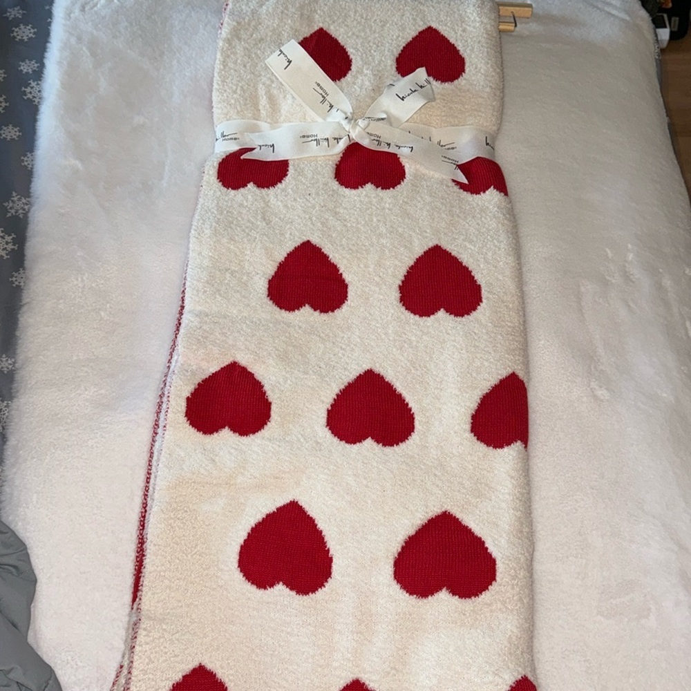 Nicole Miller valentines heart checkered blanket pink red 50” X 70” ♥️♥️♥️♥️
